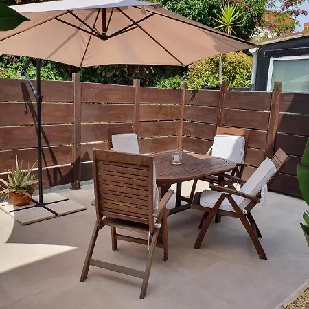 Charming Sunny Row House Holiday park Alicante