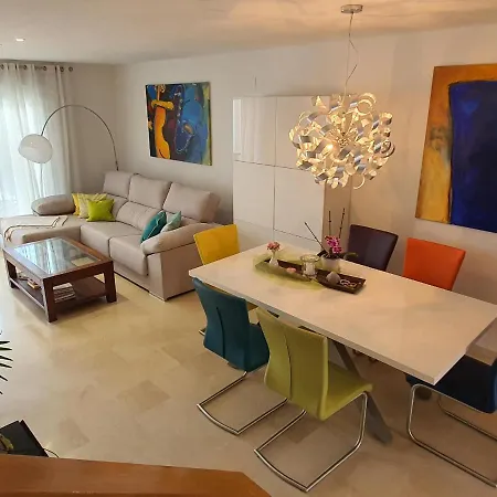 منتزه العطل Charming Sunny Row House